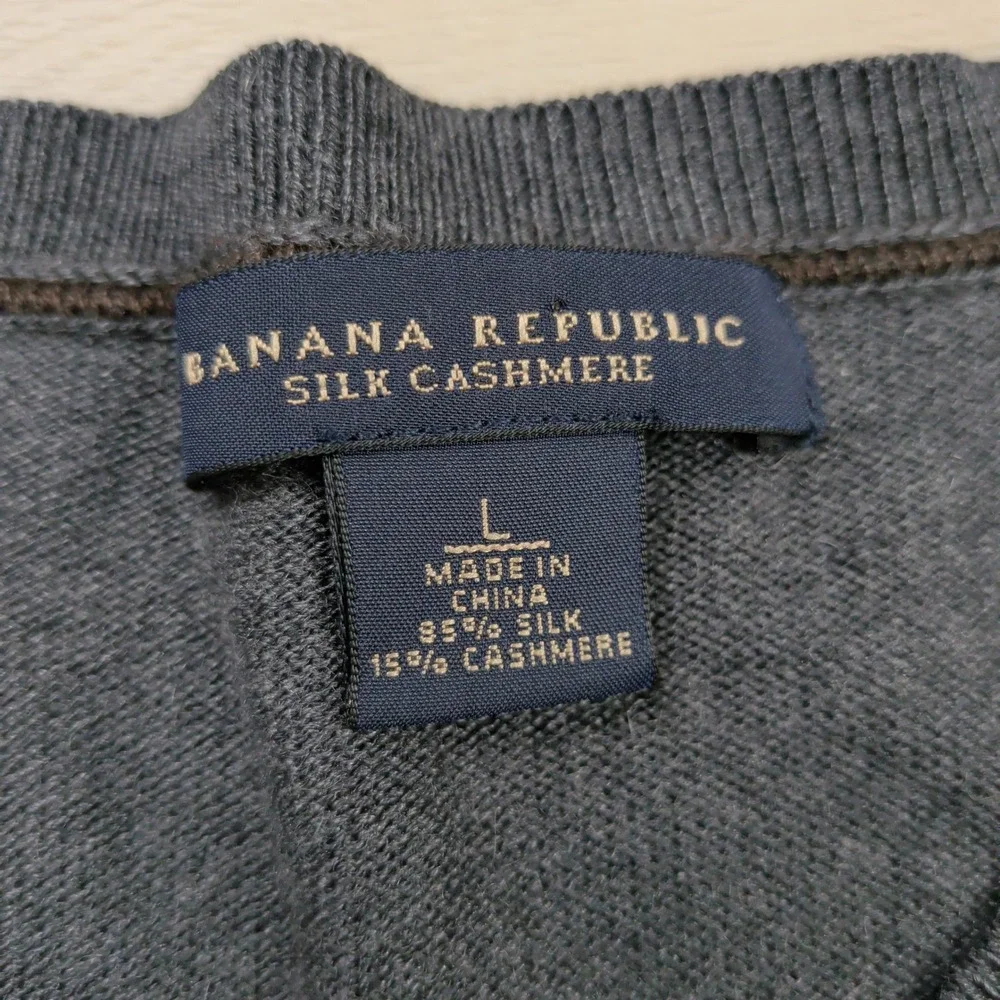 Banana Republic Mens Silk Cashmere V-Neck Sweater Charcoal Gray Large 416549-06